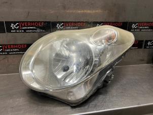 Begagnade Strålkastare, vänster Suzuki Alto 1.0 12V Pris € 75,00 Marginaltabell erbjuds av Verhoef Cars & Parts