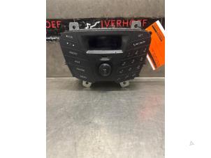 Używane Jednostka multimedialna Ford Transit Connect (PJ2) 1.6 TDCi 16V 75 Cena na żądanie oferowane przez Verhoef Cars & Parts