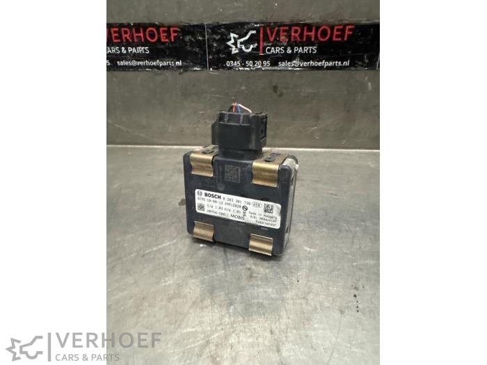 Begagnade Radarsensor Kia Stonic (YB) 1.0i T-GDi 12V Pris € 175,00 Marginaltabell erbjuds av Verhoef Cars & Parts