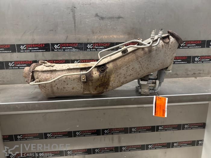 Gebrauchte Rußfilter Nissan NP 300 Navara (D23) 2.3 dCi 16V Preis auf Anfrage angeboten von Verhoef Cars & Parts