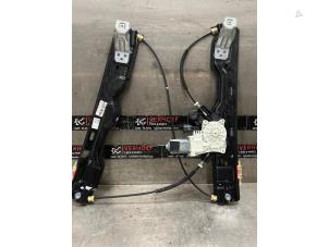 Begagnade Fönstermekanism, 4-dörrars, höger fram Landrover Range Rover Evoque II (LZC/LZS/LZH) 2.0 P250 MHEV 16V AWD Pris € 100,00 Marginaltabell erbjuds av Verhoef Cars & Parts