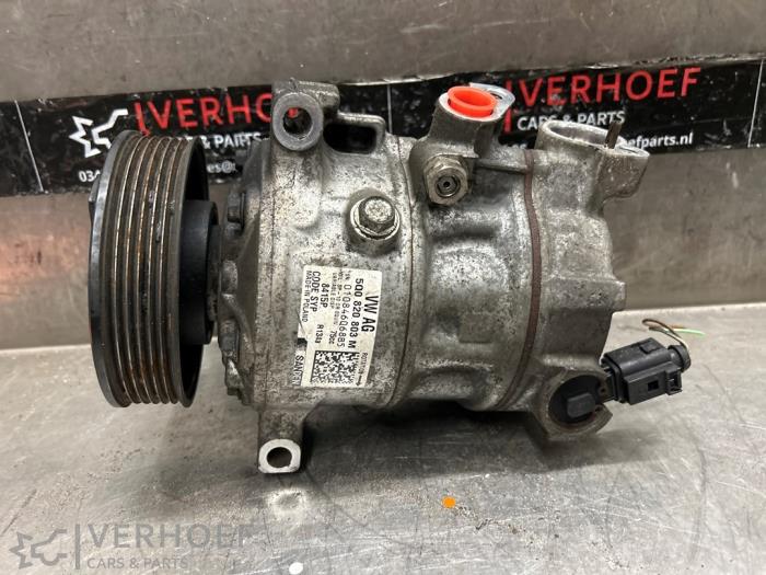 Usagé Pompe clim Volkswagen Crafter (SY) 2.0 TDI FWD Prix € 151,25 Prix TTC proposé par Verhoef Cars & Parts