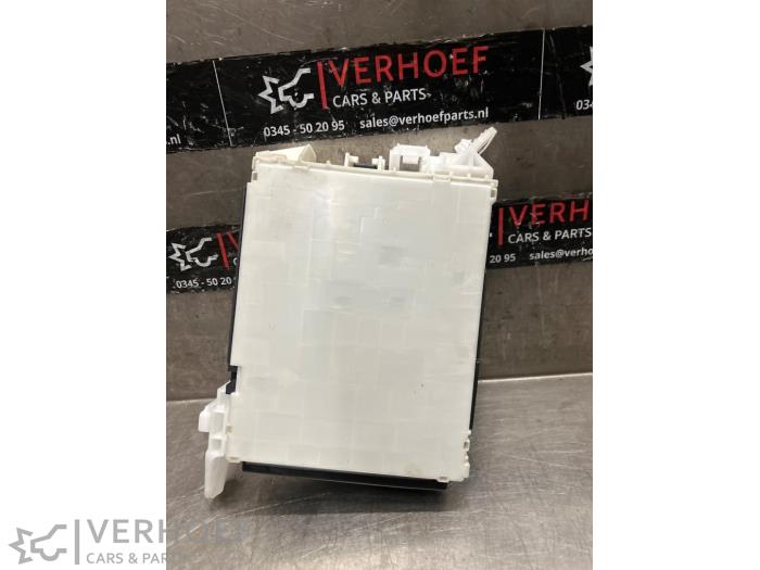 Używane Modul (rózne) Mazda 2 Hybrid 1.5 12V Cena na żądanie oferowane przez Verhoef Cars & Parts