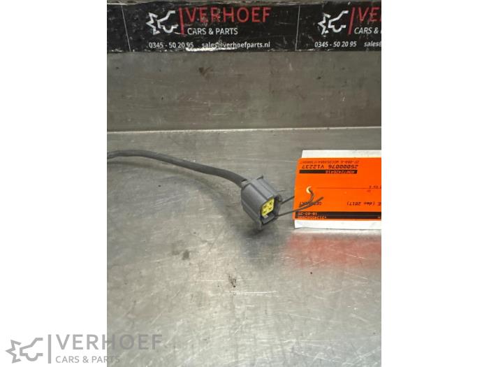 Lambda probe from a Mercedes-Benz GLC (X253) 2.0 350 e 16V 4-Matic 2017
