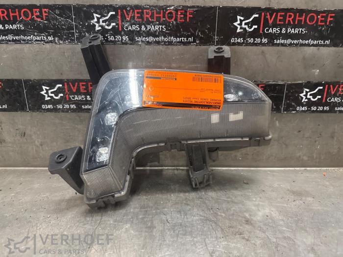 Usagé Veilleuse droite Hyundai Ioniq EV Prix € 225,00 Règlement à la marge proposé par Verhoef Cars & Parts