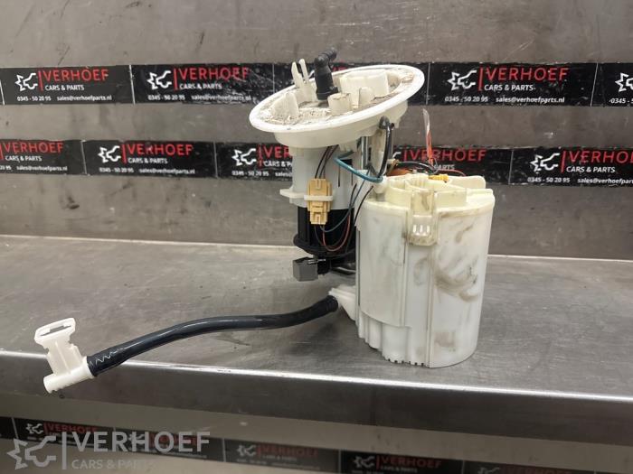 Usagé Pompe essence Audi A5 (8T3) 1.8 TFSI 16V Prix € 100,00 Règlement à la marge proposé par Verhoef Cars & Parts