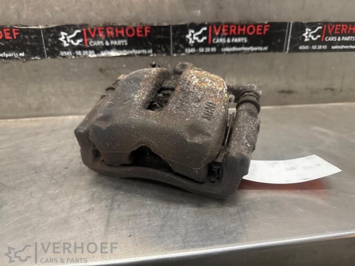 Gebrauchte Bremszange rechts vorne Mini Mini (R56) 1.4 16V One Preis € 20,00 Margenregelung angeboten von Verhoef Cars & Parts
