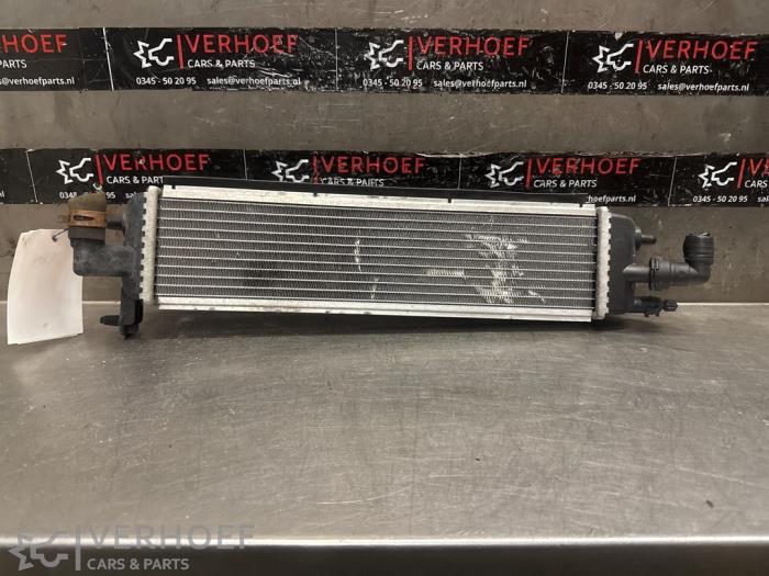 Usagé Radiateur Citroen DS5 (KD/KF) 2.0 165 HYbrid4 16V Prix € 50,00 Règlement à la marge proposé par Verhoef Cars & Parts