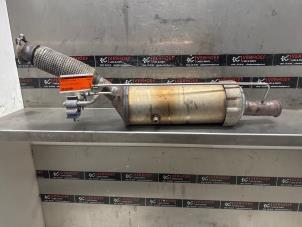 Używane Filtr czastek stalych Citroen DS5 (KD/KF) 2.0 165 HYbrid4 16V Cena na żądanie oferowane przez Verhoef Cars & Parts