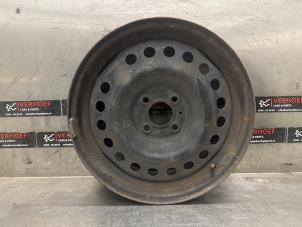 Używane Obrecz Nissan Micra (K14) 1.0 IG-T 100 Cena € 30,00 Procedura marży oferowane przez Verhoef Cars & Parts