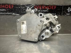 Begagnade Vakuumpump (bensin) Opel Astra K 1.4 Turbo 16V Pris på förfrågan erbjuds av Verhoef Cars & Parts