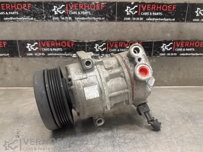 Usagé Compresseur de clim Opel Corsa D 1.4 16V Twinport Prix € 125,00 Règlement à la marge proposé par Verhoef Cars & Parts