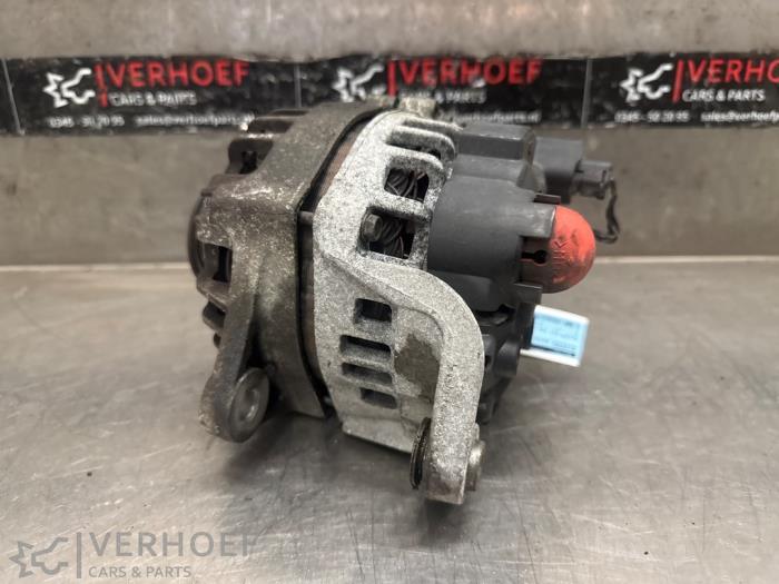 Usagé Dynamo Nissan Note (E11) 1.4 16V Prix € 40,00 Règlement à la marge proposé par Verhoef Cars & Parts