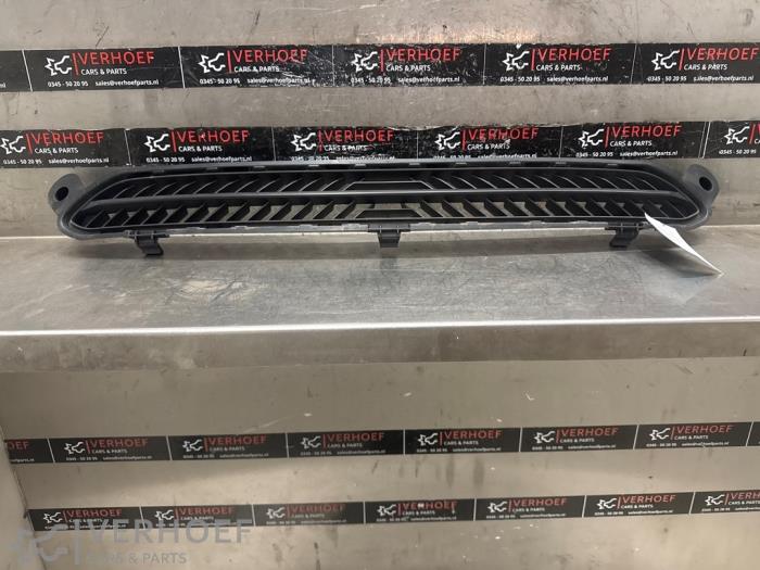 Używane Grill Citroen C4 Berline (BA/BB/BC) ë-C4 50 kWh Cena € 60,00 Procedura marży oferowane przez Verhoef Cars & Parts
