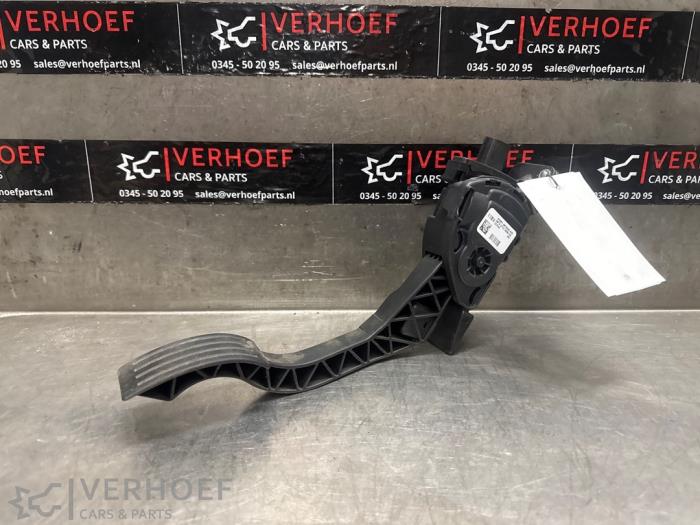 Begagnade Gaspedalsensor Ford C-Max (DXA) 1.0 Ti-VCT EcoBoost 12V 125 Pris € 25,00 Marginaltabell erbjuds av Verhoef Cars & Parts