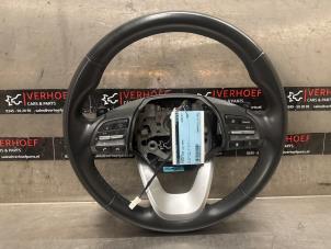 Usados Volante Hyundai Kona (OS) 64 kWh Precio € 175,00 Norma de margen ofrecido por Verhoef Cars & Parts