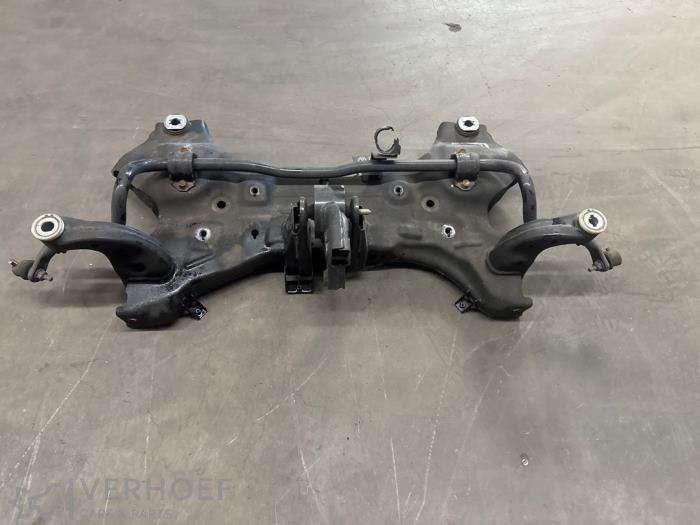 Used Subframe Hyundai Kona (OS) 64 kWh Price € 350,00 Margin scheme offered by Verhoef Cars & Parts
