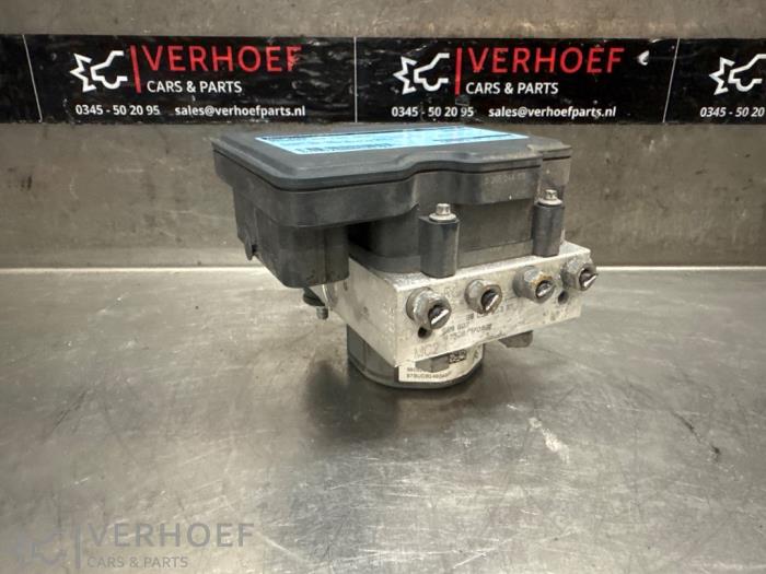 Usagé Bloc ABS Peugeot 308 (L3/L8/LB/LH/LP) 1.6 16V THP Prix € 125,00 Règlement à la marge proposé par Verhoef Cars & Parts