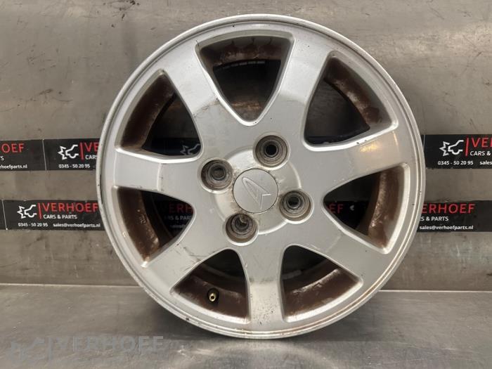 Używane Obrecz Daihatsu Cuore (L251/271/276) 1.0 12V DVVT Cena € 50,00 Procedura marży oferowane przez Verhoef Cars & Parts