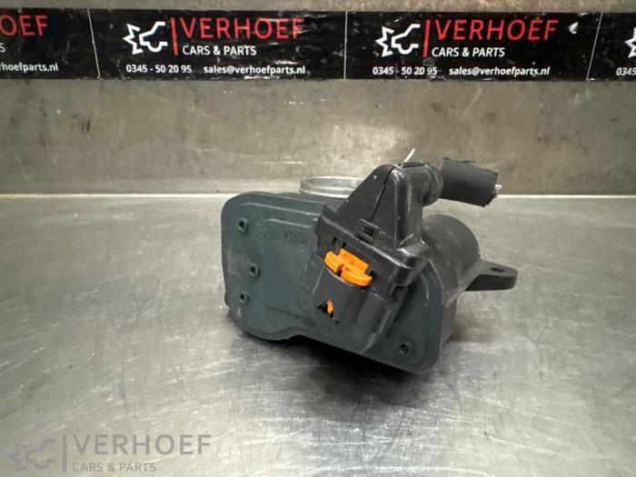 Usagé Boitier papillon Citroen C3 (SX/SW) 1.2 Vti 12V PureTech Prix € 40,00 Règlement à la marge proposé par Verhoef Cars & Parts