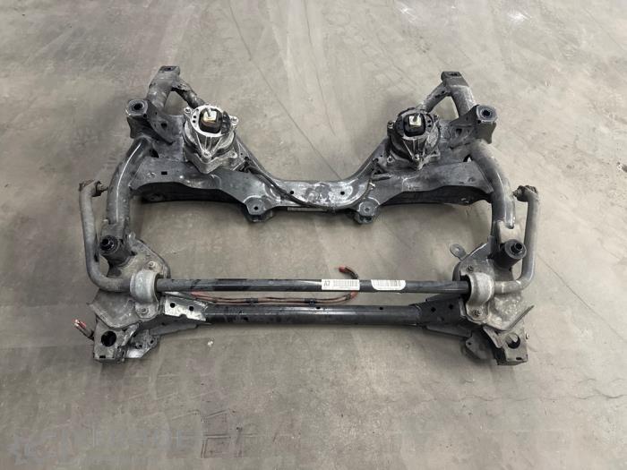 Used Subframe BMW 1 serie (F20) 116d 1.5 12V TwinPower Price € 75,00 Margin scheme offered by Verhoef Cars & Parts