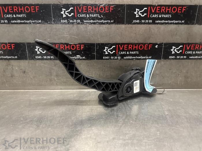 Begagnade Gaspedalsensor Tesla Model X 100X Pris € 20,00 Marginaltabell erbjuds av Verhoef Cars & Parts