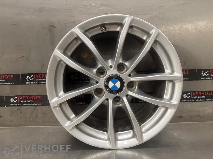Używane Obrecz BMW 1 serie (F20) 116d 1.5 12V TwinPower Cena € 200,00 Procedura marży oferowane przez Verhoef Cars & Parts