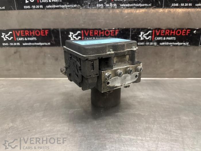 Begagnade ABS-pump Subaru Forester (SH) 2.0 16V Pris € 150,00 Marginaltabell erbjuds av Verhoef Cars & Parts