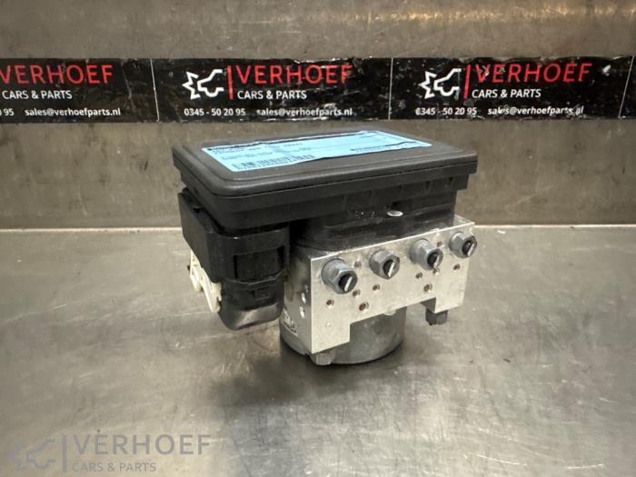 Usagé Bloc ABS Peugeot 208 II (UB/UH/UP) 1.2 Vti 12V PureTech 100 Prix € 250,00 Règlement à la marge proposé par Verhoef Cars & Parts