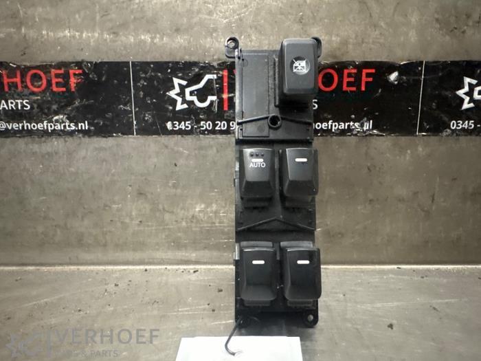 Usados Interruptor combinado de ventanillas Kia Rio III (UB) 1.2 CVVT 16V Precio € 75,00 Norma de margen ofrecido por Verhoef Cars & Parts