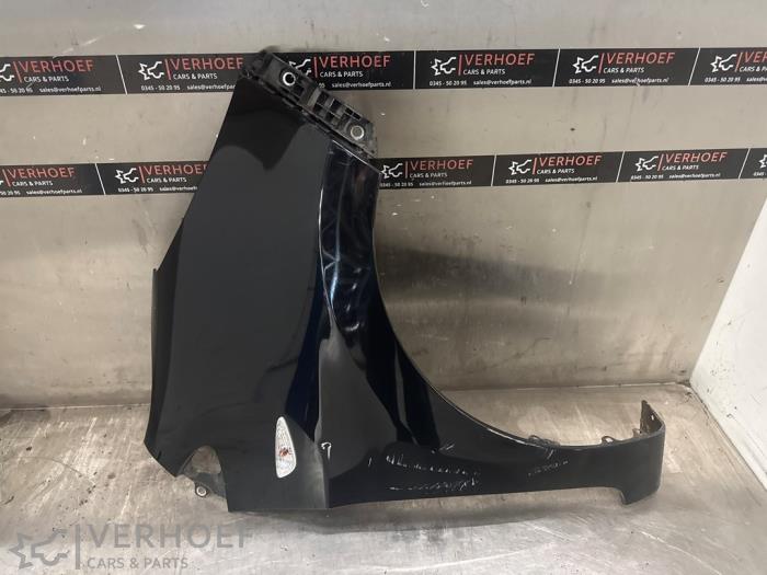 Begagnade Framskärm, höger Kia Picanto (TA) 1.0 12V Pris € 150,00 Marginaltabell erbjuds av Verhoef Cars & Parts