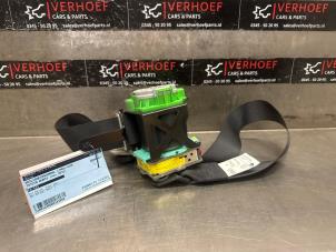 Begagnade Främre säkerhetsbälte, vänster Toyota Auris (E15) 1.6 Dual VVT-i 16V Pris € 75,00 Marginaltabell erbjuds av Verhoef Cars & Parts