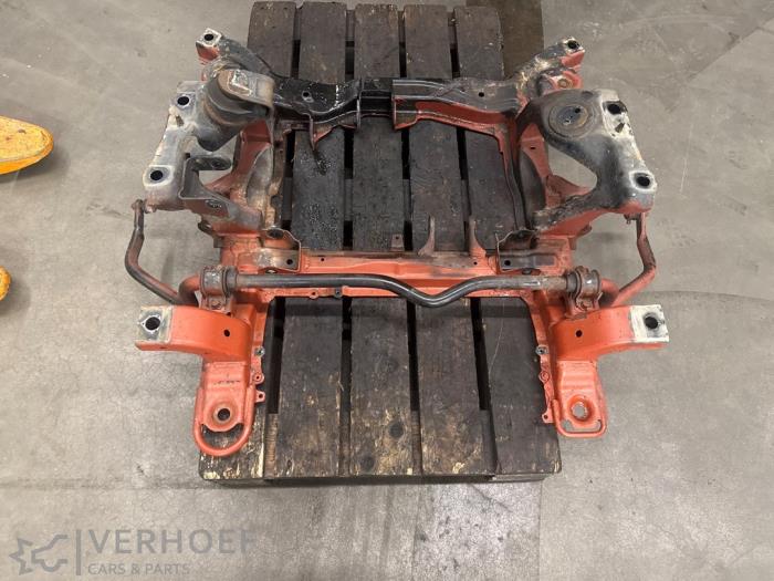 Used Subframe Suzuki Grand Vitara II (JT) 2.0 16V Price on request offered by Verhoef Cars & Parts