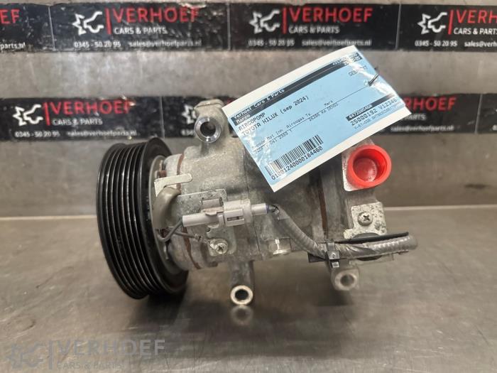 Usagé Compresseur de clim Toyota Hilux V/VI 2.4 D4D-F 16V 4x4 Prix sur demande proposé par Verhoef Cars & Parts