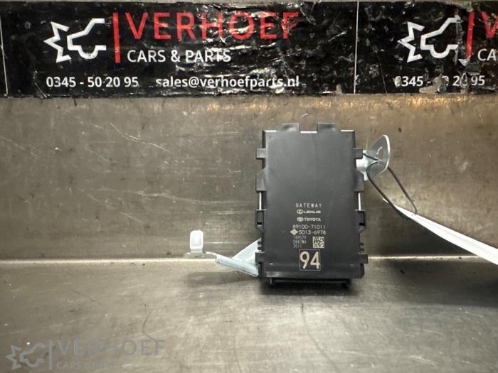 Używane Modul gateway Toyota Hilux V/VI 2.4 D4D-F 16V 4x4 Cena € 60,50 Z VAT oferowane przez Verhoef Cars & Parts