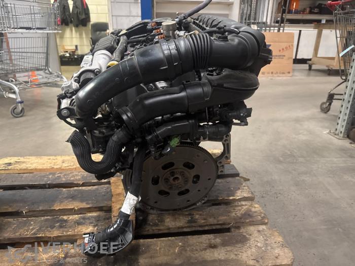 Engine Peugeot 208 II 1.2 Vti 12V PureTech 100 - 1627638180 HN05
