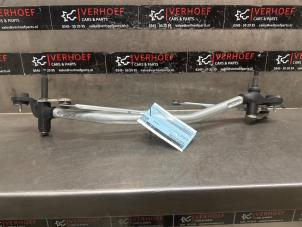 Gebrauchte Scheibenwischer Mechanik Peugeot 208 II (UB/UH/UP) 1.2 Vti 12V PureTech 100 Preis € 50,00 Margenregelung angeboten von Verhoef Cars & Parts