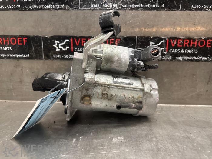 Begagnade Startmotor Toyota Yaris III (P13) 1.5 16V Dual VVT-iE Pris € 40,00 Marginaltabell erbjuds av Verhoef Cars & Parts