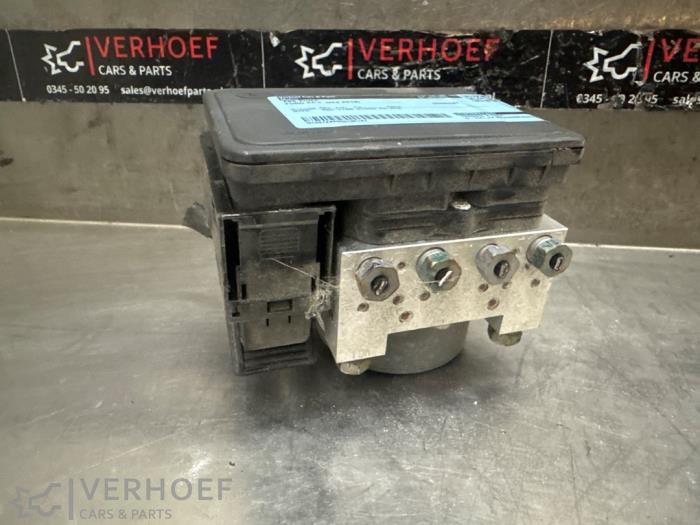 Used ABS pump Ford Ka+ 1.2 Price € 250,00 Margin scheme offered by Verhoef Cars & Parts
