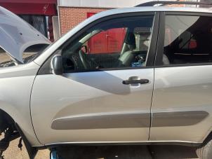 Used Door 4-door, front left Toyota RAV4 (A2) 2.4 16V 4x4 Price on request offered by Verhoef Cars & Parts