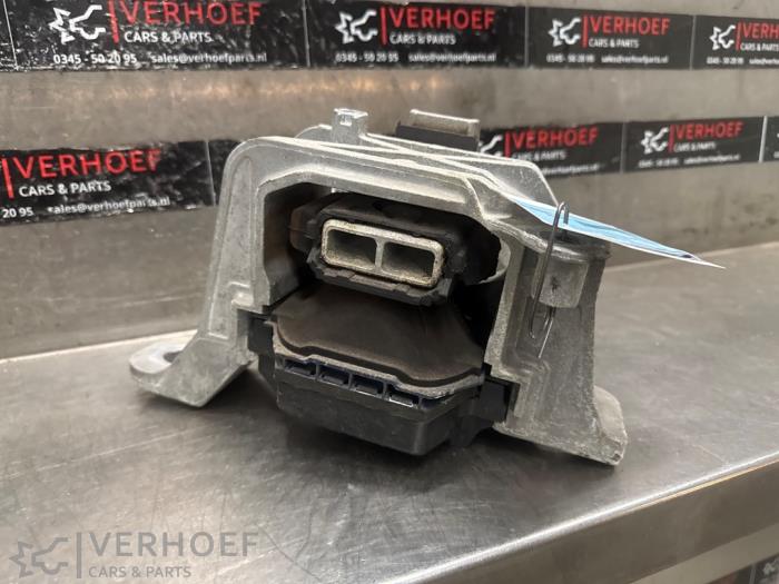 Gebrauchte Motorlager Ford Focus 4 Wagon 1.5 EcoBoost 12V 150 Preis auf Anfrage angeboten von Verhoef Cars & Parts
