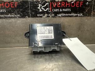 Używane Modul centralnego zamka Ford Transit Connect (PJ2) 1.5 EcoBlue Cena € 42,35 Z VAT oferowane przez Verhoef Cars & Parts