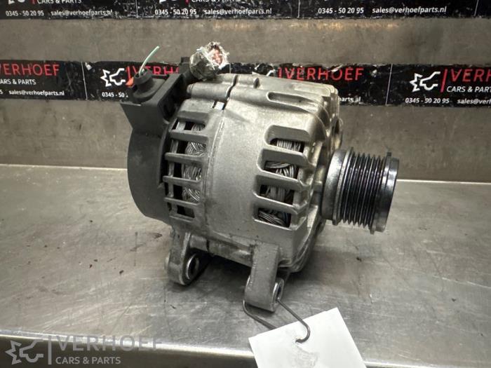 Usagé Dynamo Ford Transit Connect (PJ2) 1.5 EcoBlue Prix € 121,00 Prix TTC proposé par Verhoef Cars & Parts