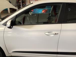 Używane Drzwi lewe przednie wersja 4-drzwiowa Hyundai i20 (GBB) 1.0 T-GDI 100 12V Cena € 550,00 Procedura marży oferowane przez Verhoef Cars & Parts