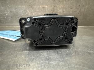 On-board computer controller from a Mercedes-Benz CLA (117.3) 1.6 CLA-180 16V 2014
