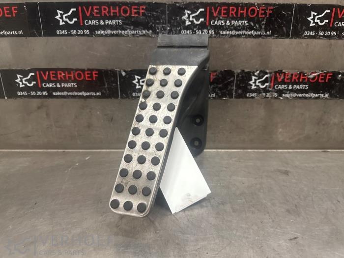 Begagnade Gaspedalsensor Mercedes C Estate (S205) C-180 1.5 EQ Boost Pris € 35,00 Marginaltabell erbjuds av Verhoef Cars & Parts