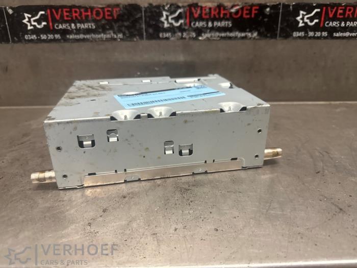 Usagé Ecran Gps Mercedes C Estate (S205) C-180 1.5 EQ Boost Prix € 500,00 Règlement à la marge proposé par Verhoef Cars & Parts