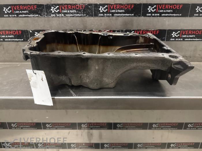 Usagé Couvercle carter Opel Corsa E 1.4 16V Prix sur demande proposé par Verhoef Cars & Parts