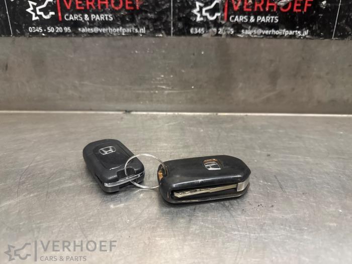 Używane Klucz Honda Civic (FK6/7/8/9) 1.0i VTEC Turbo 12V Cena na żądanie oferowane przez Verhoef Cars & Parts