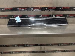 Begagnade Grill Kia Picanto (JA) 1.0 12V Pris € 70,00 Marginaltabell erbjuds av Verhoef Cars & Parts